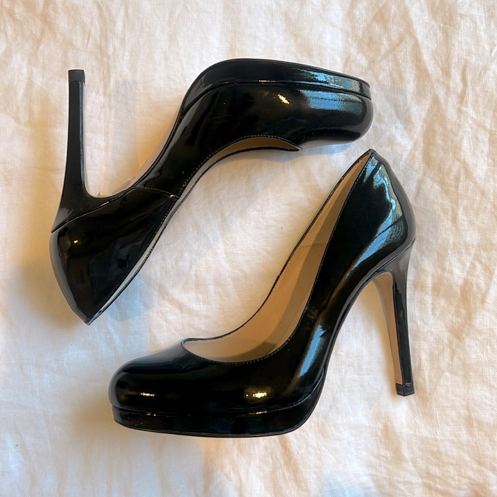 LK BENNETT Black Patent Leather Pumps—Never worn
